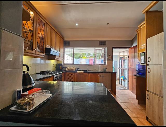 3 BEDROOM FREEHOLD FOR SALE IN WESTVILLE